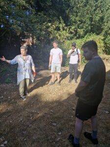 Team being guided on what work needs completing